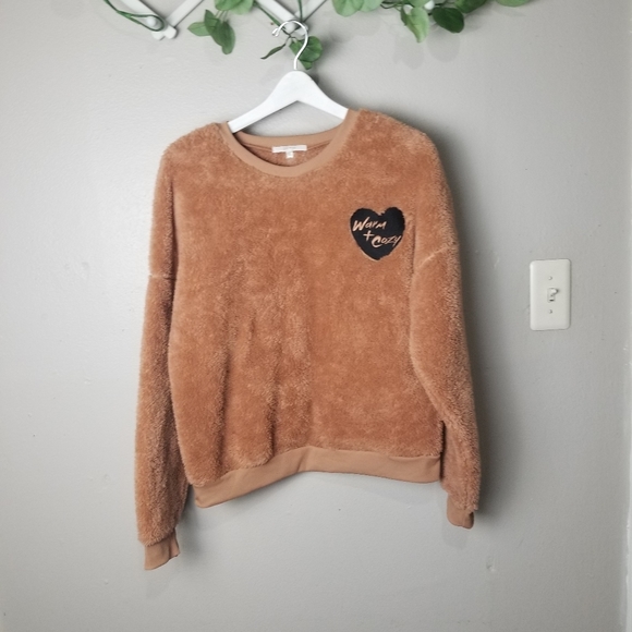 Zoe+Liv camel  fuzzy sweatshirt size L - Picture 2 of 6